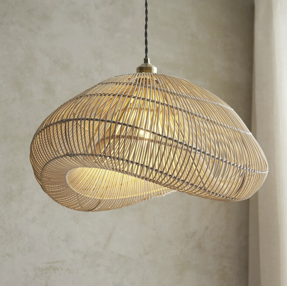 How to Level Up Your Bedroom Lighting