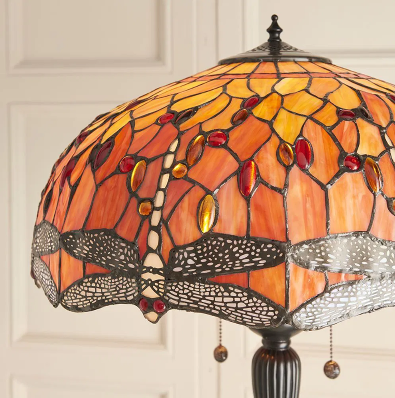 All Warm and Peach Fuzzy – How to Choose Lighting to Suit the PANTONE Colour of the Year